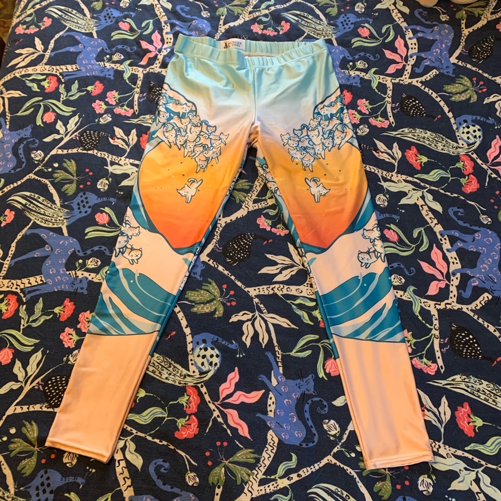 Cat Wave Leggings